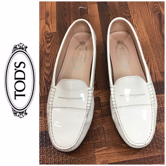 White Tods Gommino Driving Shoes Patent 